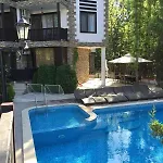 Aparthotel The Paradise
