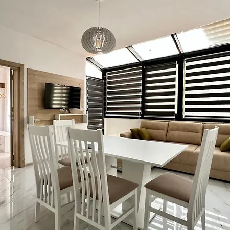 The Paradise Aparthotel 3*