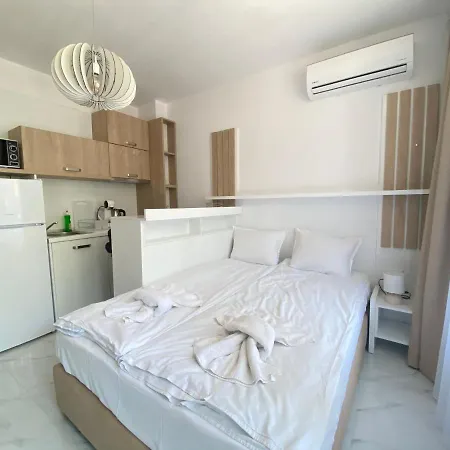The Paradise 3* Primorsko
