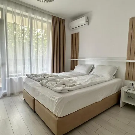 The Paradise 아파트호텔